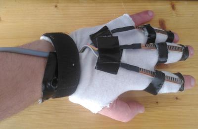 /images/arduino/glove.thumbnail.jpg